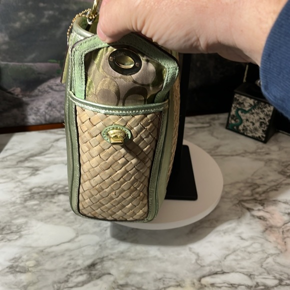 Coach Ltd Ed Natural Straw Seafoam Suede/Leather Buckle Closure Tote Bag In GUC - Picture 4 of 16